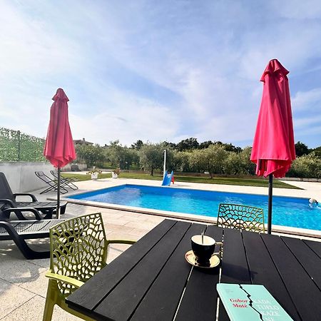Villa Casa Storija Novigrad  ภายนอก รูปภาพ